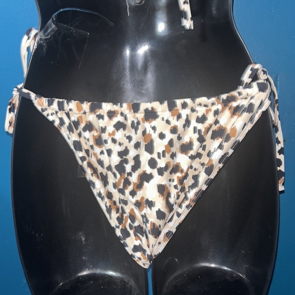 Animal Print bikini - Picture 7 of 7